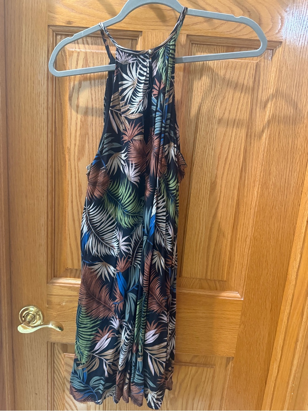 The Vanity Room Black Tropical Leaf Print Sleeveless Top